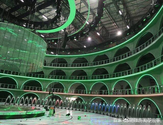 《以团之名》导师阵容曝光 网友：导师比选手更糊，这节目完了