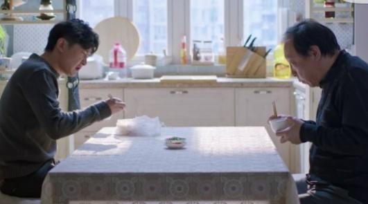 《都挺好》郭京飞大秀广场舞,莫名反差萌!