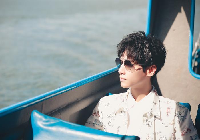 《白发》下周收官,容齐结局让人泪目,罗云熙新作呼之欲出