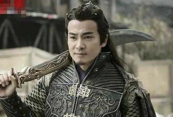 《新龙门客栈》将来袭，戚薇红衣造型太惊艳，看到阵容追定了