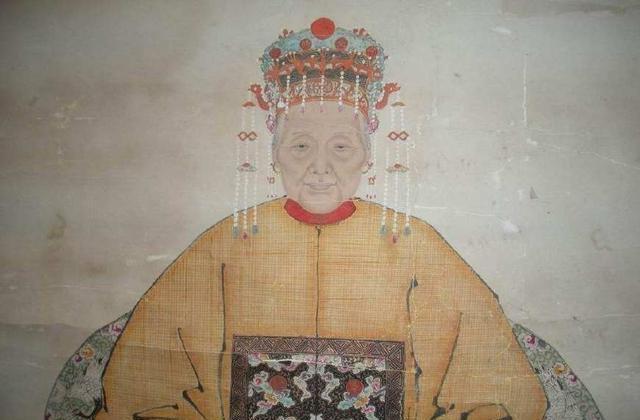 《红楼梦》的命妇们：邢夫人是夫人，王夫人是宜人，尤氏是淑人