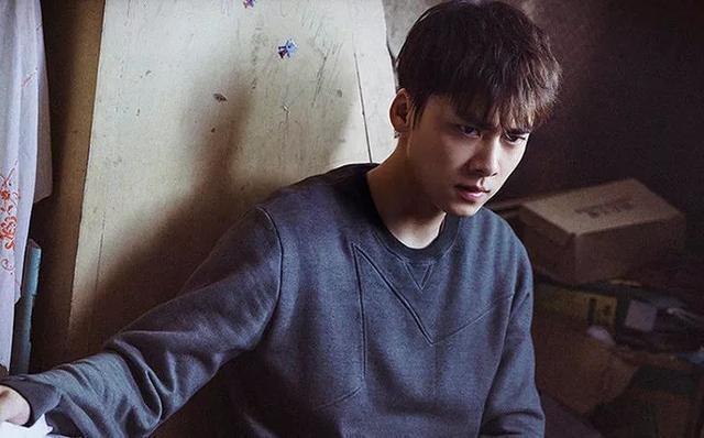 邓超主演的《心理罪》口碑更好,为何票房不如李易峰版的?