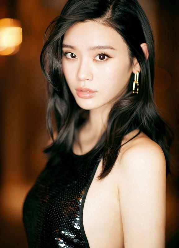 奚梦瑶要当妈了?何猷君自曝女友已怀孕多月,还看嘱其吃饭超体贴