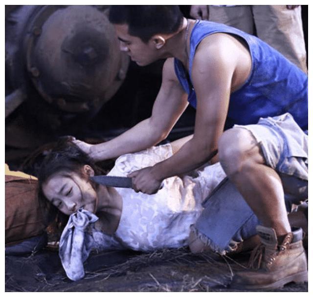 关晓彤演技最炸裂的一次,她在剧中被打了一巴掌。网友:真敬业!