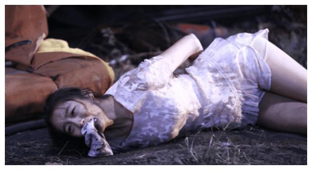 关晓彤演技最炸裂的一次,她在剧中被打了一巴掌。网友:真敬业!