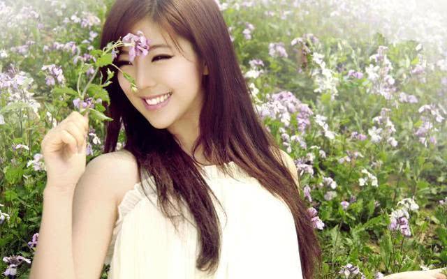 娱乐圈中五大宅男女神:赵奕欢垫底,柳岩仅第三,周韦彤第一!