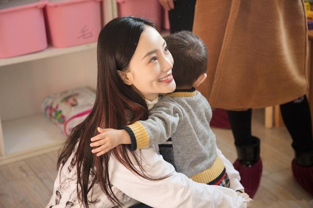 李小璐事件中，贾乃亮的回复