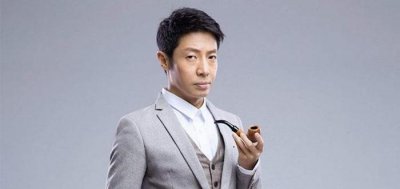 ​撒贝宁一家罕见同框，李白大长腿吸睛，引起网友热议