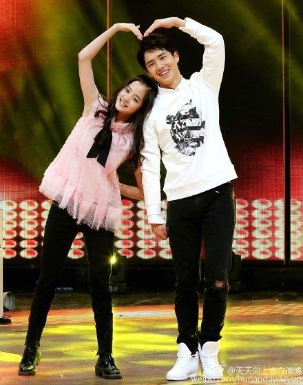 刘昊然公布恋情，对象不是欧阳娜娜，却是她