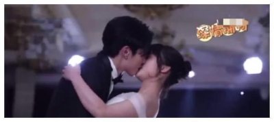 ​王鹤棣沈月吻戏花式NG，粉丝直呼太羡慕，月月做出回应