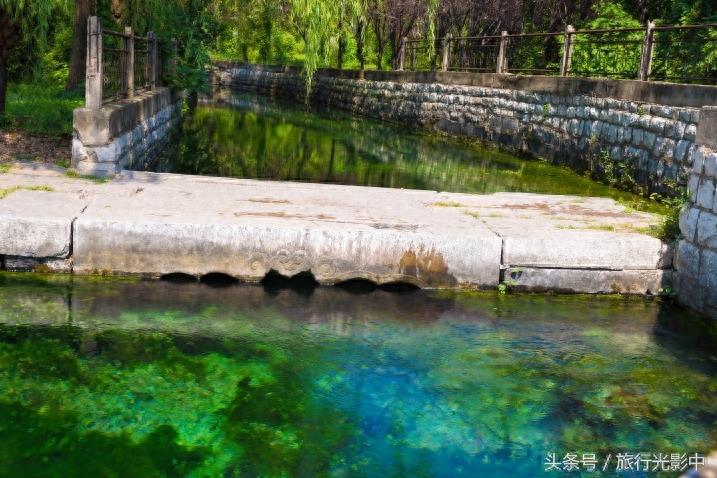 天下奇观:山东省泗水县泉林景区