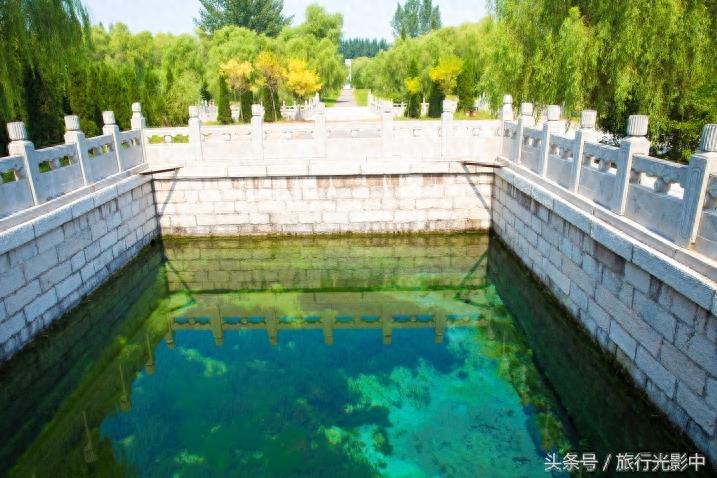 天下奇观:山东省泗水县泉林景区