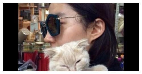 刘亦菲的真实素颜照,有没有燃起你当明星的信心?