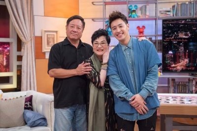 ​潘玮柏介绍吴昕给父亲：爸，她是个很好的女孩！