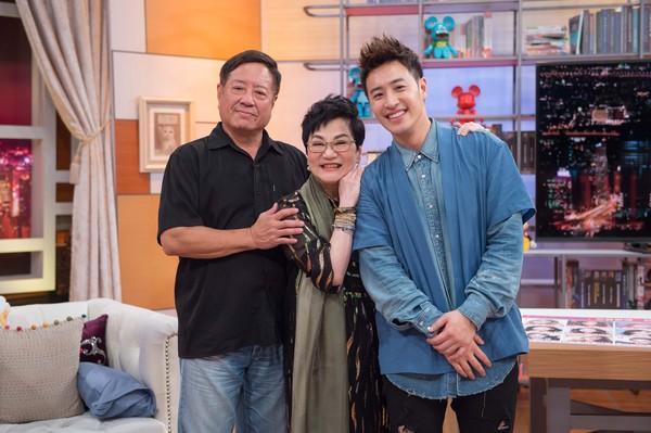 潘玮柏介绍吴昕给父亲:爸,她是个很好的女孩!