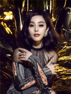 ​范冰冰事件看清李晨为人，官方回应外界分手传闻，网友：欺软怕硬