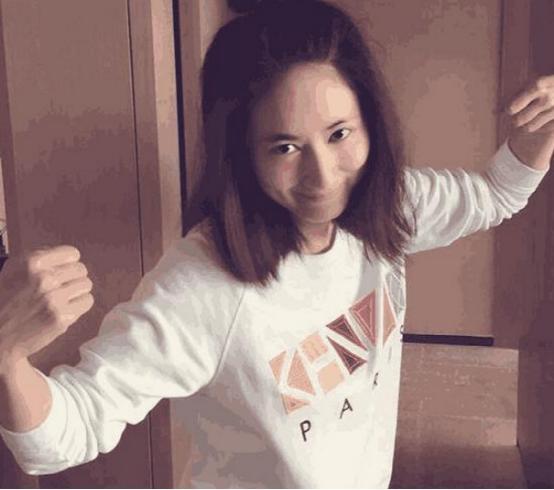 参观郭珍霓现实中的家,住的环境这么豪华,一看就嫁了个好老公了