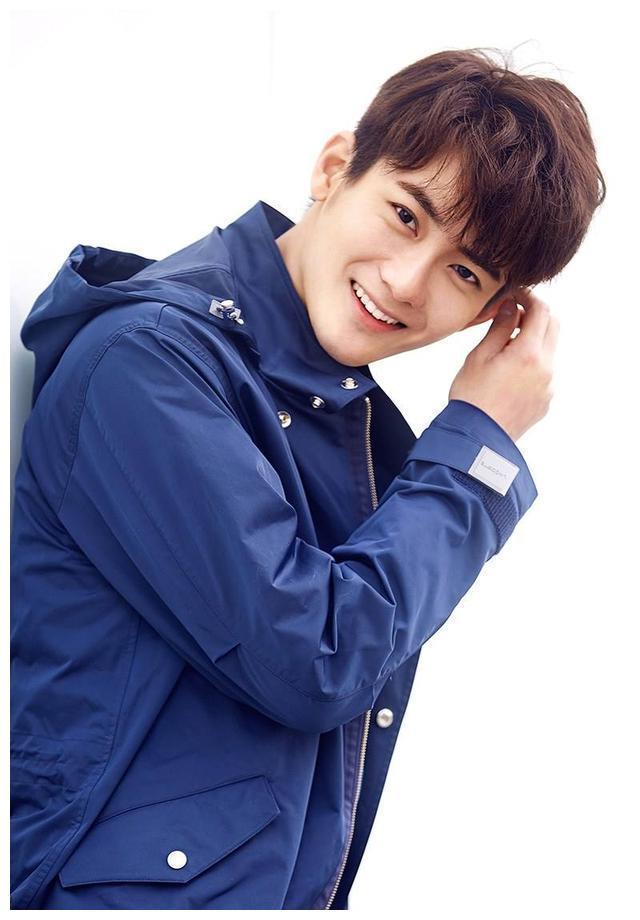 娱乐圈里隐藏的富二代,年少离家出走,现在终于成为当红男神