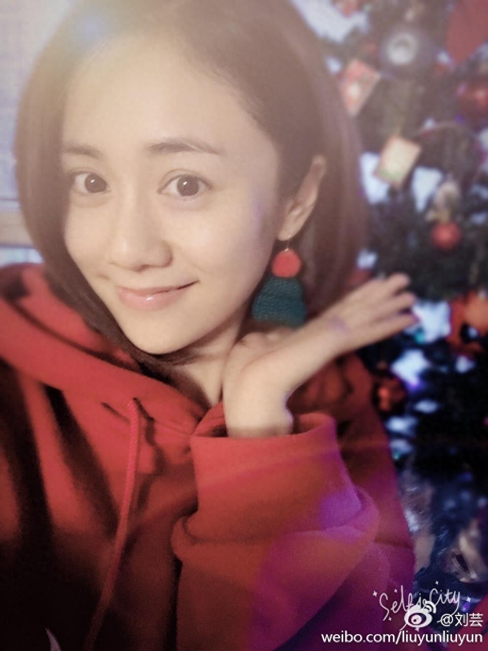 35岁刘芸,老公郑钧大她15岁,曾登《时代周刊》,儿子被误传智障