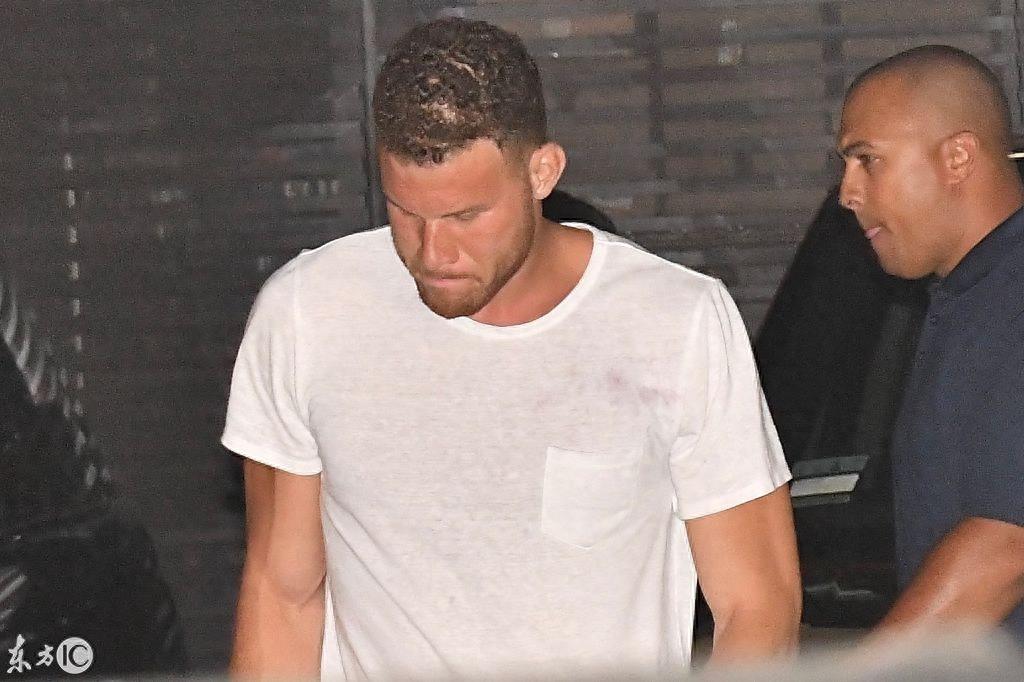 肯达尔詹娜与绯闻男友布雷克格里芬以坐实恋情,整日整夜在一起