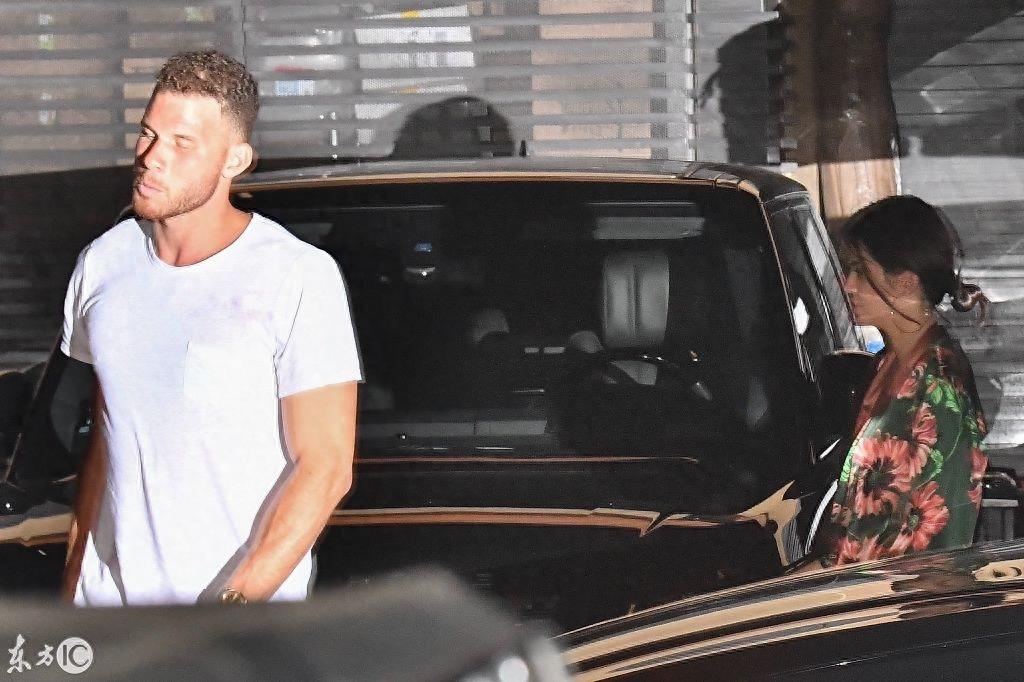 肯达尔詹娜与绯闻男友布雷克格里芬以坐实恋情,整日整夜在一起