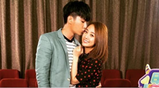 鬼鬼炎亚纶公布被罗家英恋情,两人亲吻很甜蜜,炎亚纶的脸怎么了