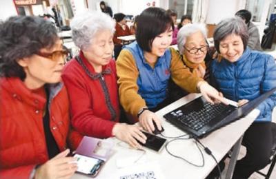 《王冠红人馆》:辽宁支持老年人才自主创业,背后隐藏怎样焦虑?