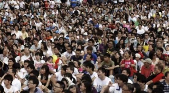 《王冠红人馆》:辽宁支持老年人才自主创业,背后隐藏怎样焦虑?