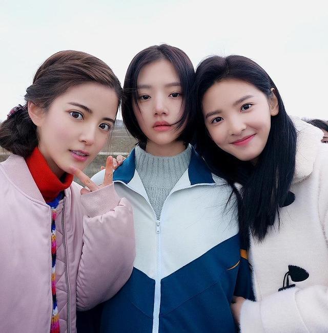 悲伤逆流成河:长发的易遥与唐小米,生活照比电影造型更让人惊艳