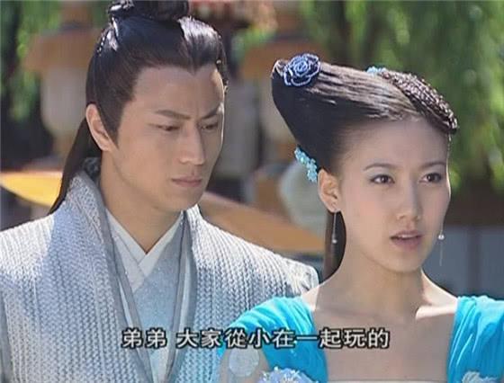 还记得《刁蛮公主》的文蔷吗?13年过去,37岁的她让人不敢认