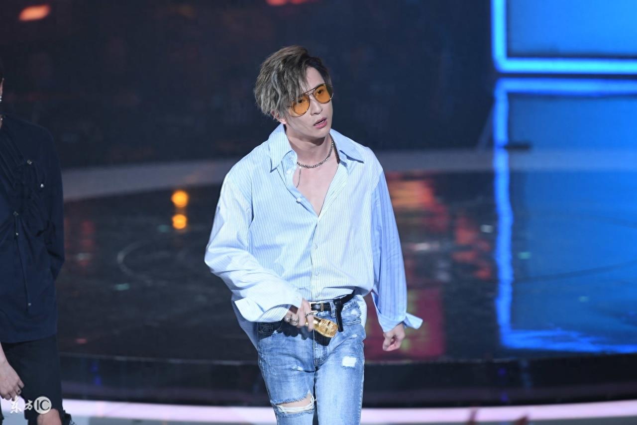 薛之谦《狐狸》首发,歌词表达心境,13字心酸总结又被嘲:戏太多