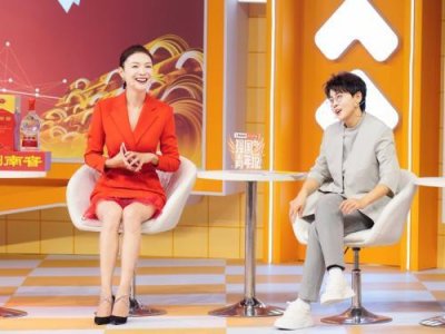 ​《强国青年说》收官 栗坤回归主持引期待