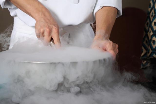 探秘液氮对人体的主要危害 1