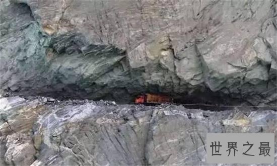 世界上最危险的公路,驾驶技术再好也枉然