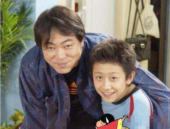 《家有儿女》爆红的他,娶18岁娇妻家庭幸福,剧中最大的赢家?