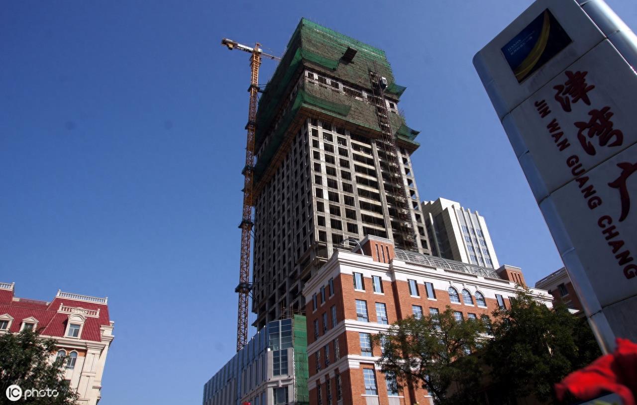 天津津湾广场,天津市区最繁华的地带之一