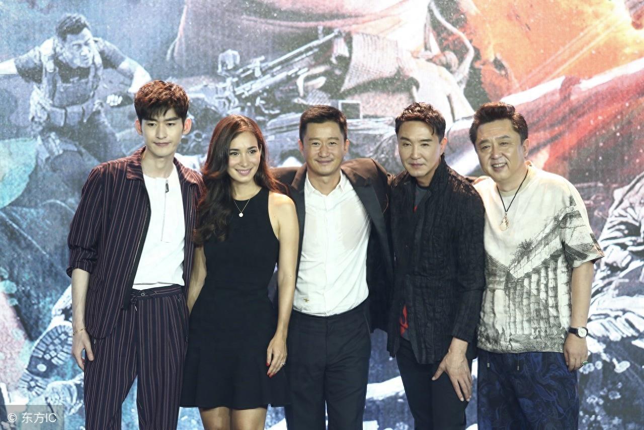 中国内地男演员:吴刚