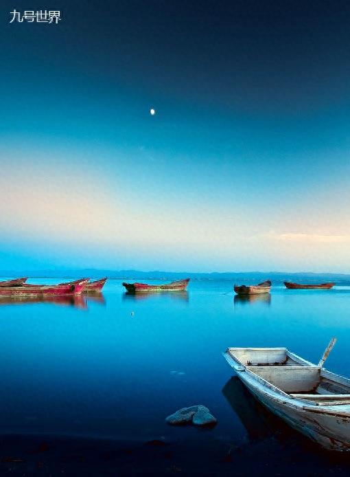 中国最新十大湖泊排行,洞庭湖第三,鄱阳湖第二!