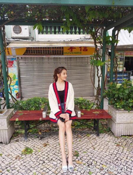 你给关晓彤的腿打多少分？网友：大海啊全是水，关晓彤啊全是腿！