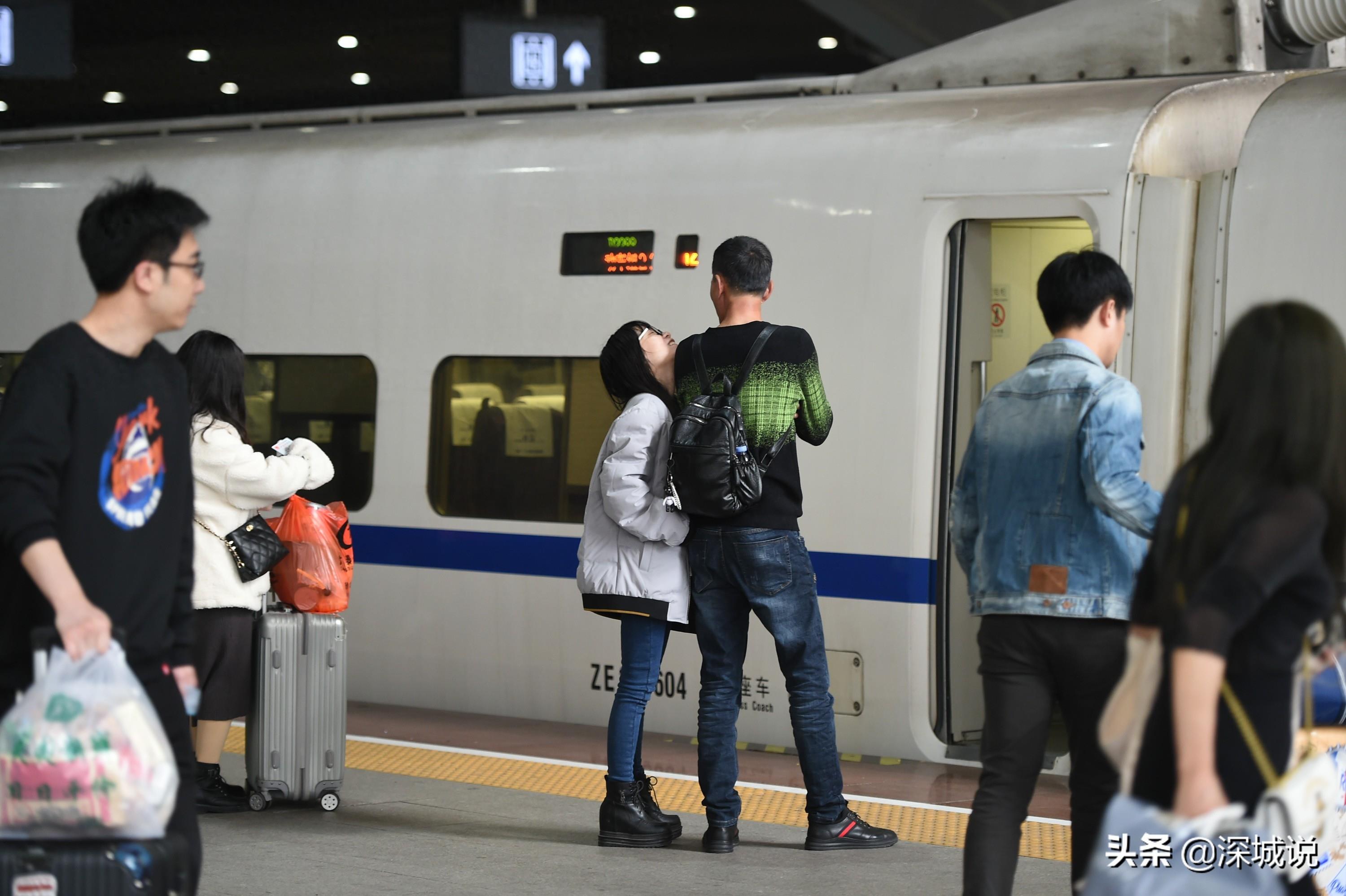 深圳北站全面进入“春运模式”！候车大厅人来人往，游子归心似箭