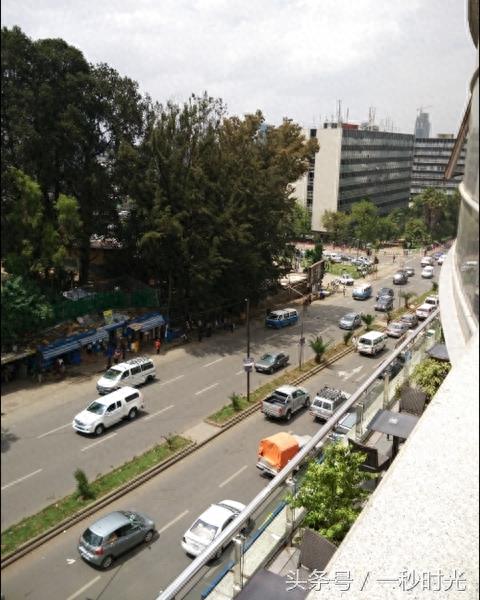 非洲埃塞俄比亚的首都，感觉像是中国的小县城一样，物价超级便宜