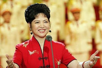 享受正军级待遇的歌唱家 耿莲凤