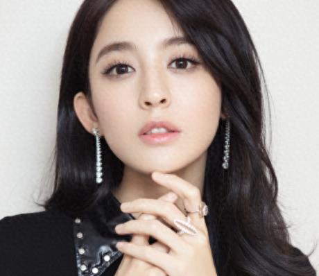 这些明星都是唐人旗下的艺人，境遇却各不相同