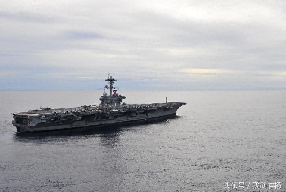 卡尔-文森号航母舰