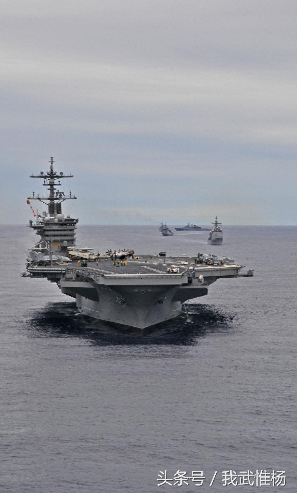 卡尔-文森号航母舰