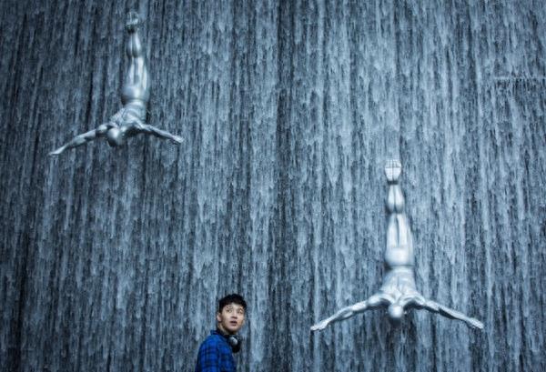 28岁刘宪华近照，妹妹清纯漂亮，他明明可以靠脸吃饭却一身才华