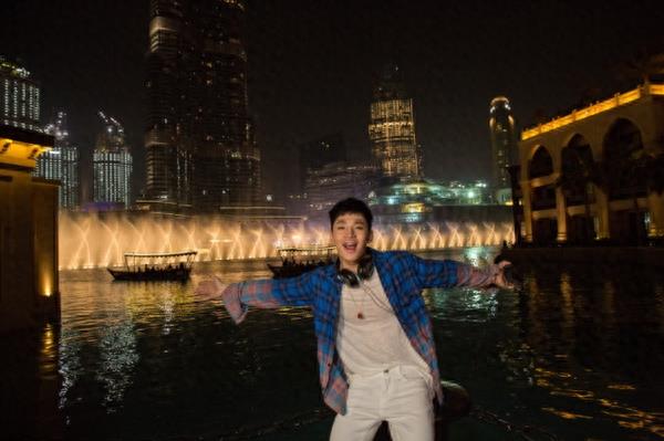 28岁刘宪华近照，妹妹清纯漂亮，他明明可以靠脸吃饭却一身才华