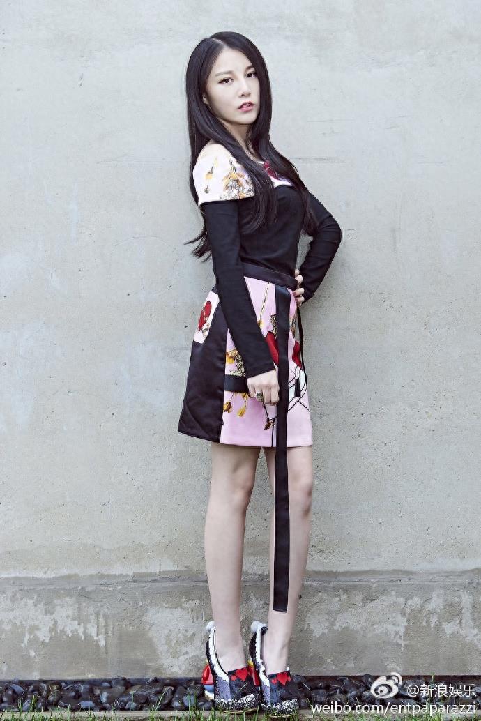 继乔任梁去世后女歌手本兮逝世 盘点本兮生前的10张美照!