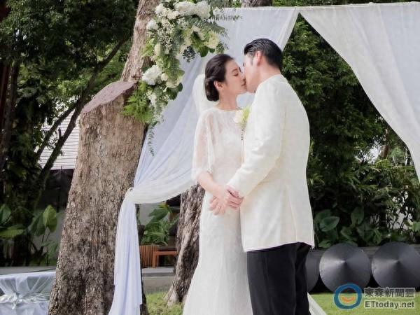 《薰衣草》梁以薰，《天下第一》云罗郡主陈怡蓉泰国大婚