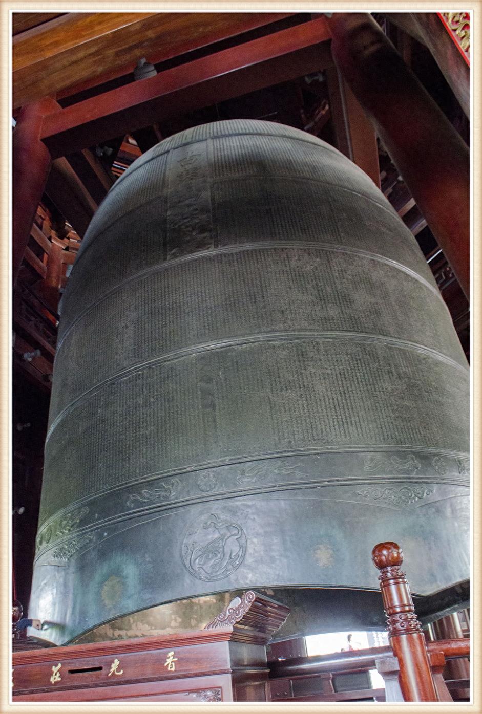 夜半钟声到客船,苏州寒山寺塔影钟声诗韵